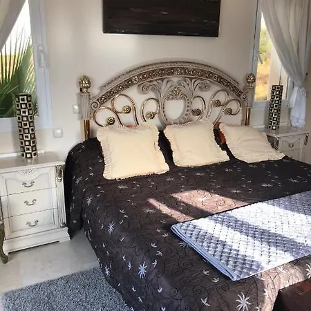 Guesthouse בית הארחה מארבלה