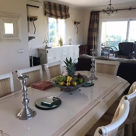 Guesthouse בית הארחה מארבלה